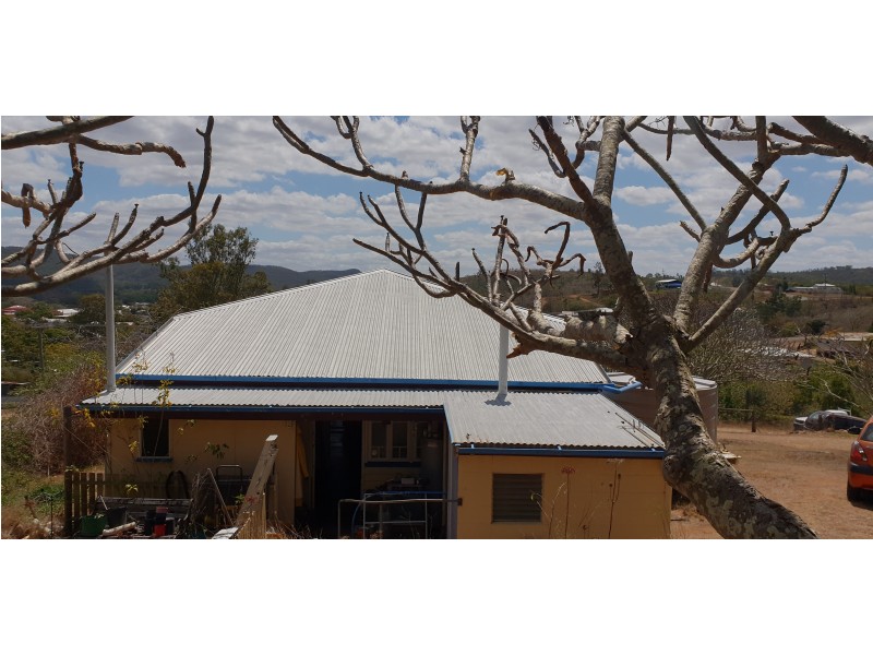 74 Darcy St, Mount Morgan QLD 4714