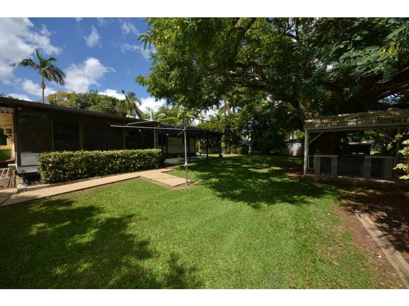 10 Fenwick St, Gracemere QLD 4702