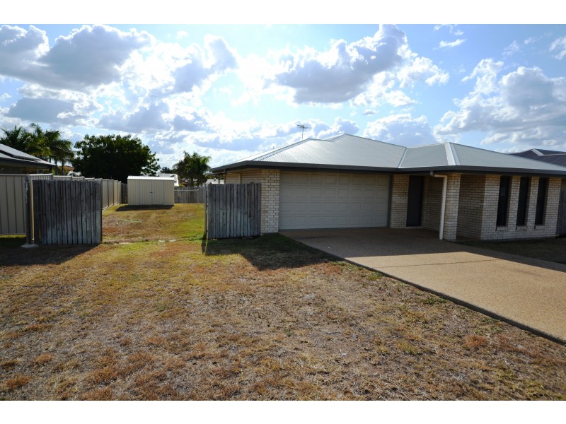 64 Bronco Cres, Gracemere QLD 4702