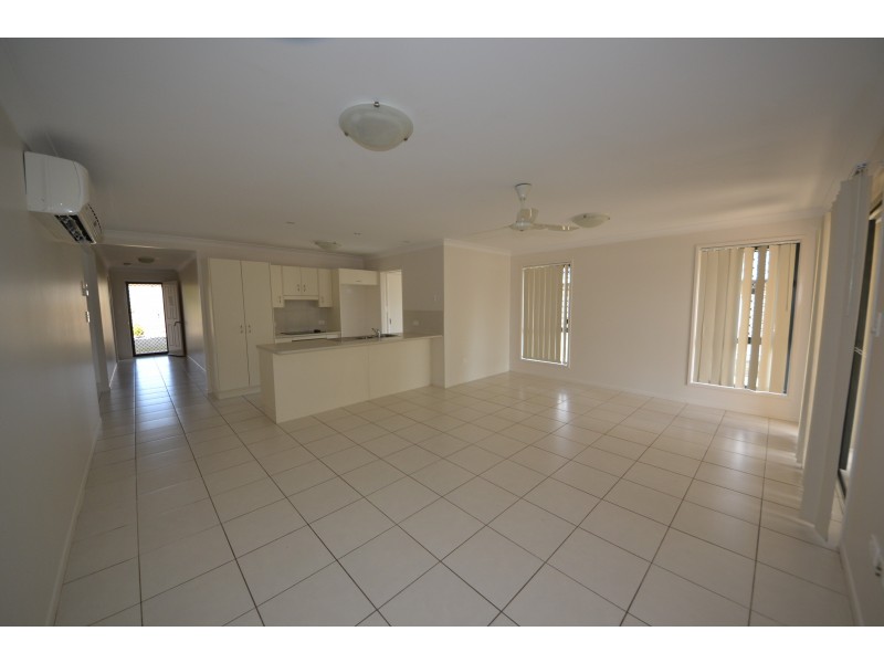 64 Bronco Cres, Gracemere QLD 4702