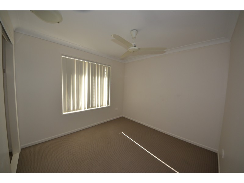 64 Bronco Cres, Gracemere QLD 4702