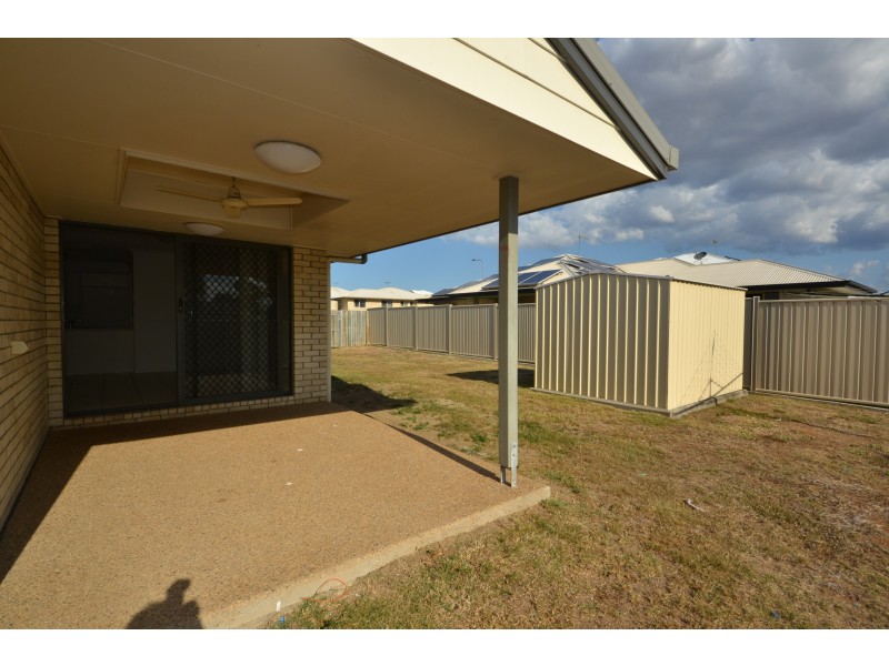 64 Bronco Cres, Gracemere QLD 4702