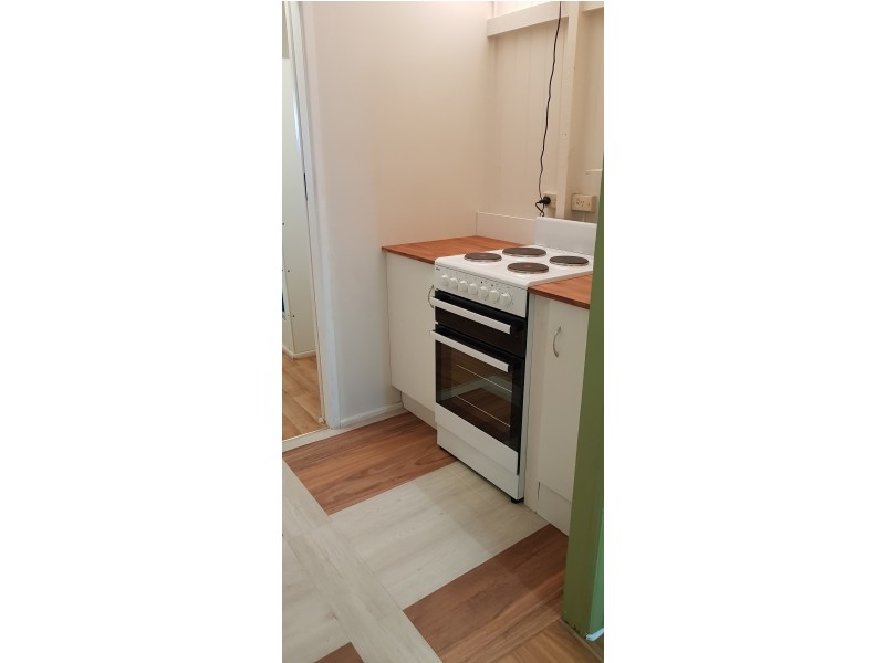 4 James St, Mount Morgan QLD 4714