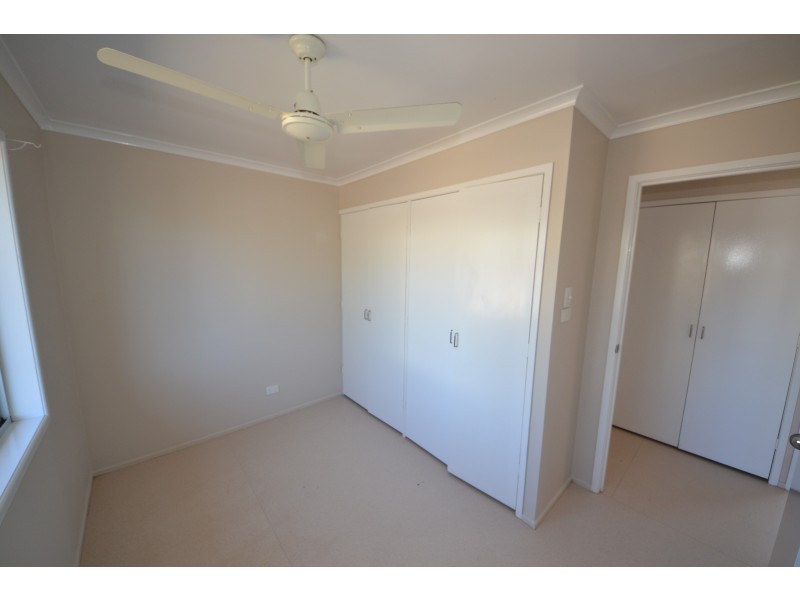 16 Buxton Dr, Gracemere QLD 4702