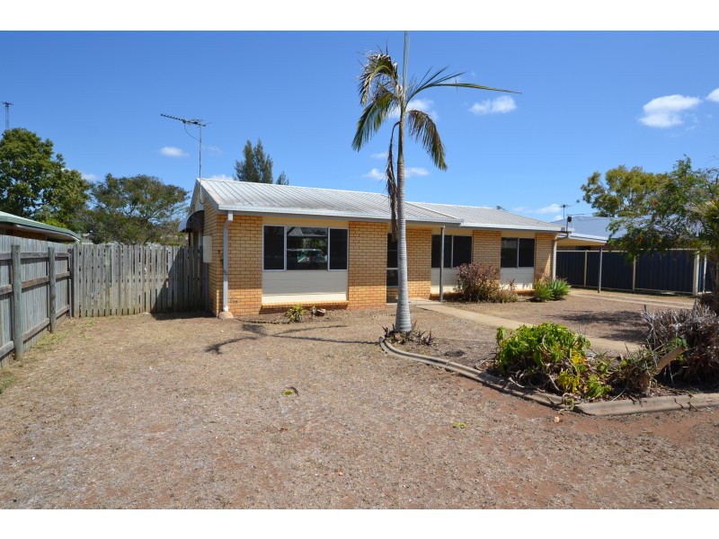 16 Buxton Dr, Gracemere QLD 4702