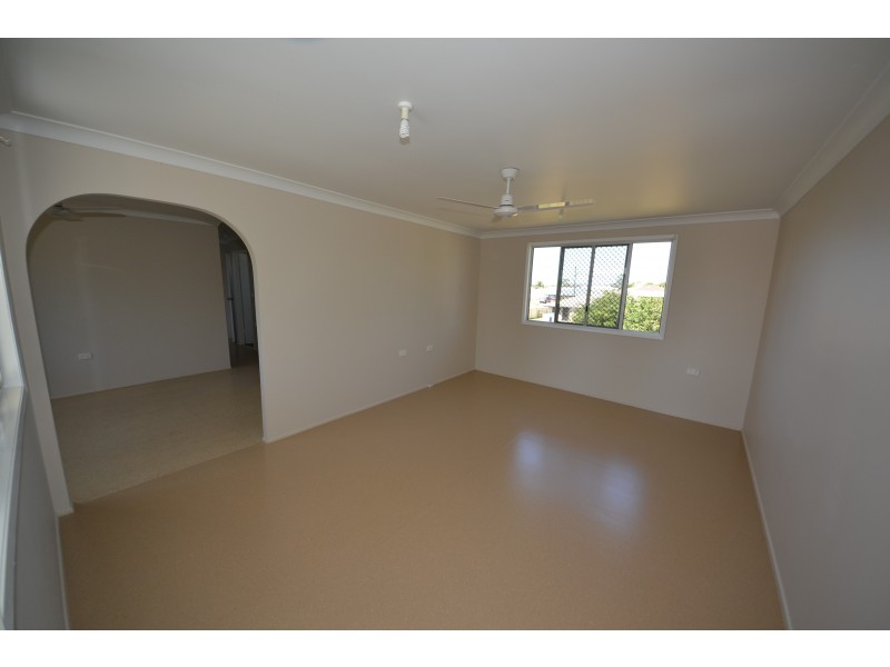 12 Hutchings St, Gracemere QLD 4702
