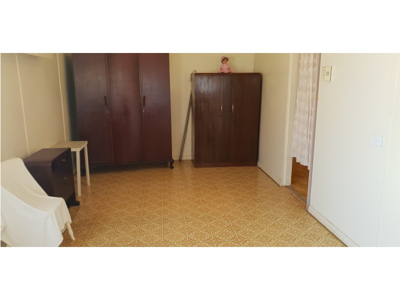 74 East St Ex, Mount Morgan QLD 4714