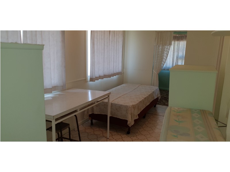 74 East St Ex, Mount Morgan QLD 4714