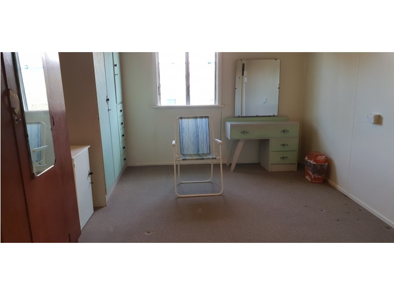 74 East St Ex, Mount Morgan QLD 4714