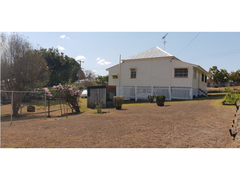 74 East St Ex, Mount Morgan QLD 4714