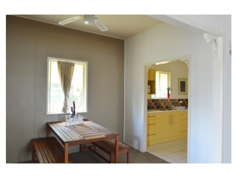 23 Black St, Mount Morgan QLD 4714