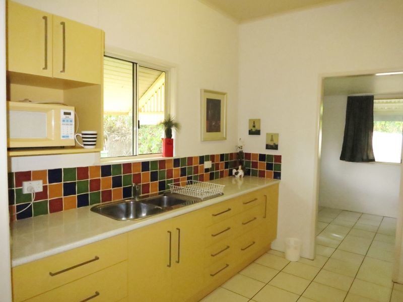 23 Black St, Mount Morgan QLD 4714