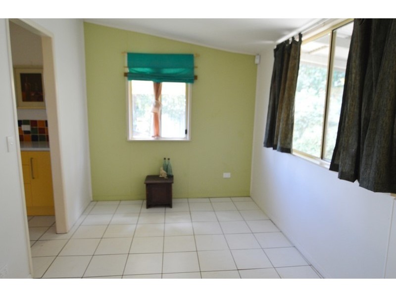 23 Black St, Mount Morgan QLD 4714