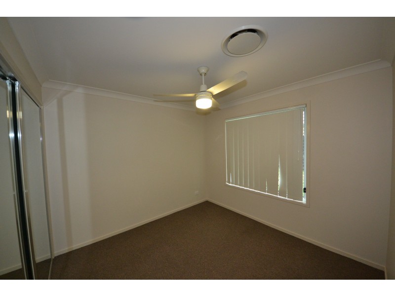 15 Thomas St, Gracemere QLD 4702