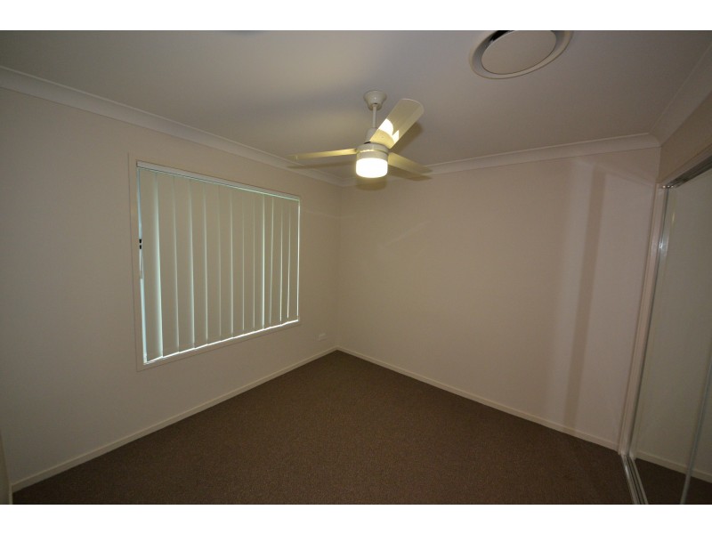 15 Thomas St, Gracemere QLD 4702