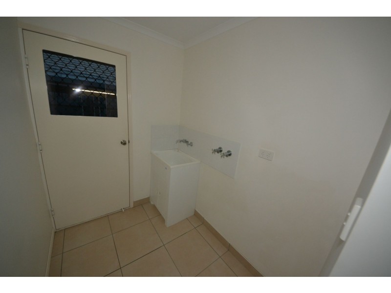 10 Rosella Drive, Gracemere QLD 4702