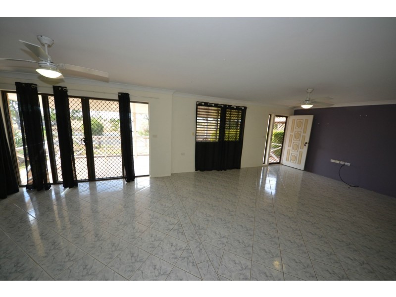 77 Old Capricorn Highway, Gracemere QLD 4702