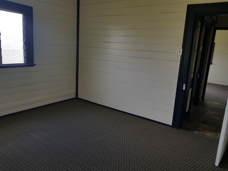 1/133 East Street, Mount Morgan QLD 4714