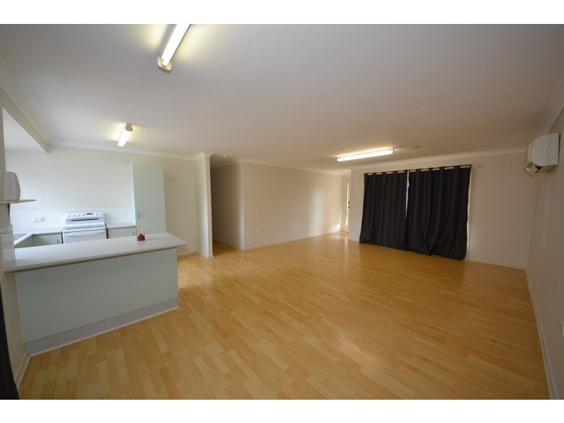3 Rosewood Ave, Gracemere QLD 4702