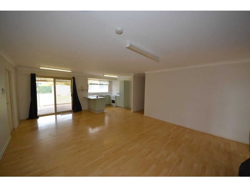 3 Rosewood Ave, Gracemere QLD 4702