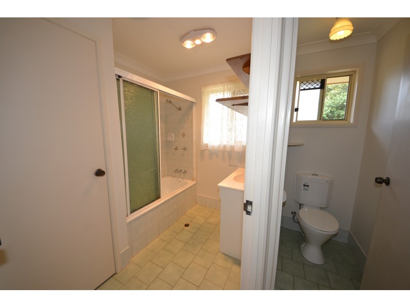 3 Rosewood Ave, Gracemere QLD 4702