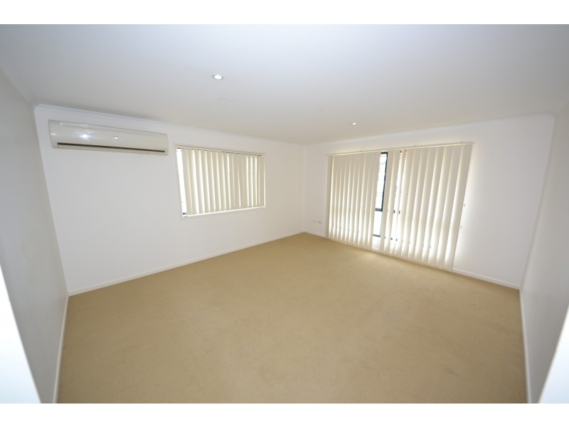 8 Koolamarra Drive, Gracemere QLD 4702