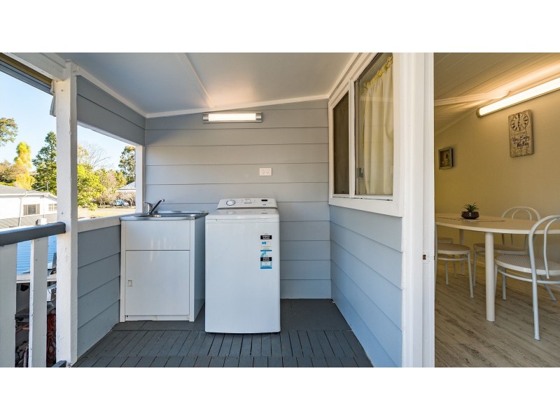 62 Hall St, Mount Morgan QLD 4714