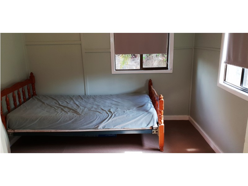 22 West St, Mount Morgan QLD 4714