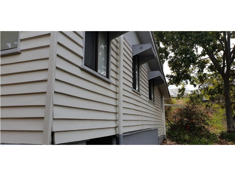 22 West St, Mount Morgan QLD 4714