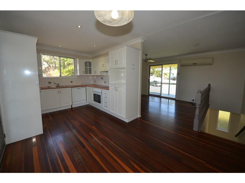 8 Perriman St, Gracemere QLD 4702