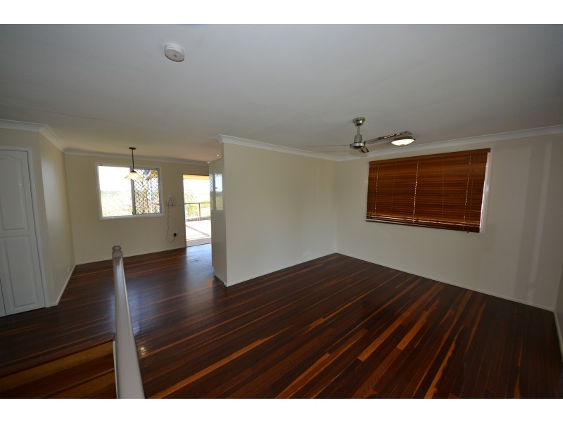 8 Perriman St, Gracemere QLD 4702