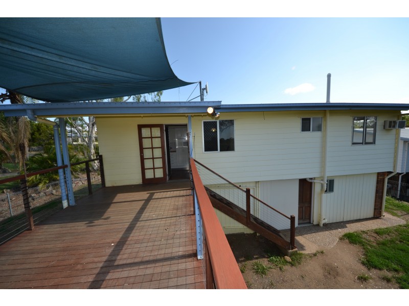 8 Perriman St, Gracemere QLD 4702