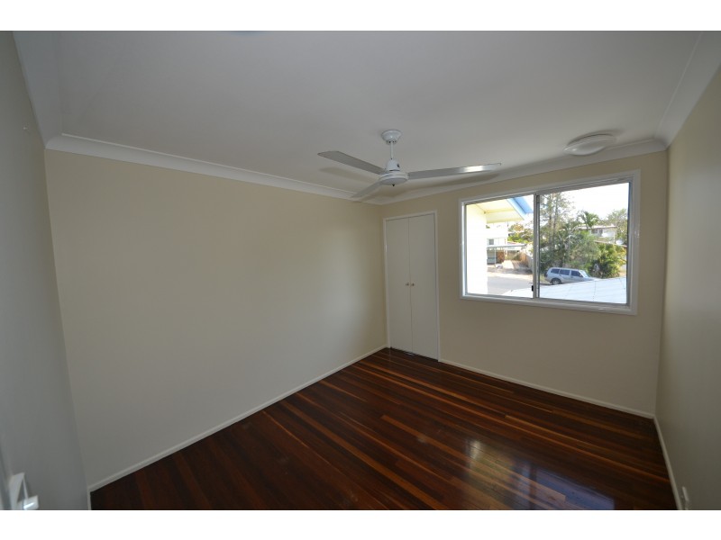 8 Perriman St, Gracemere QLD 4702