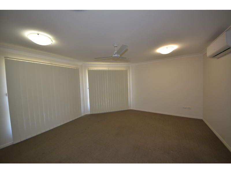15 Cherryfield Rd, Gracemere QLD 4702