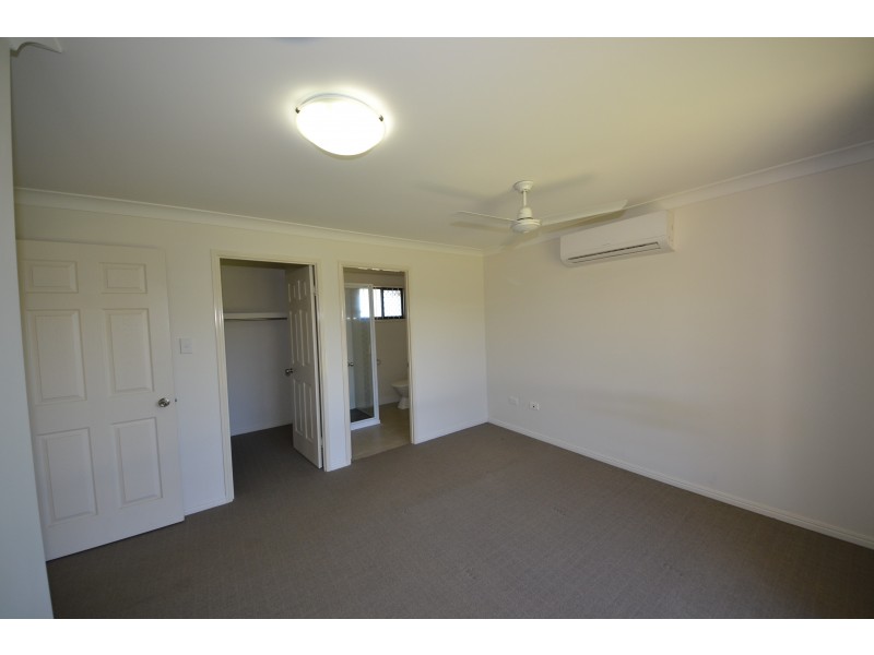 15 Cherryfield Rd, Gracemere QLD 4702