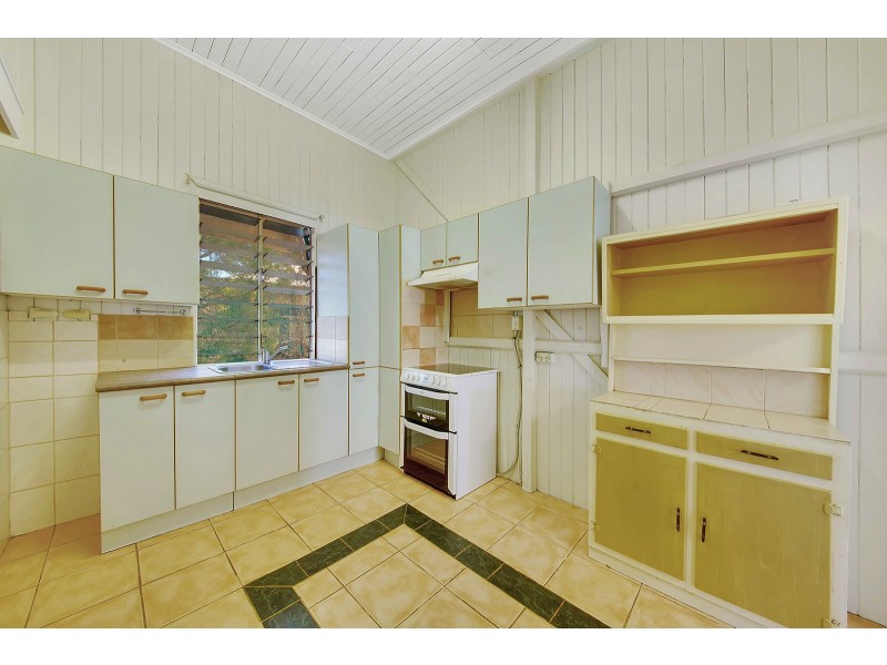 40 James St, Mount Morgan QLD 4714