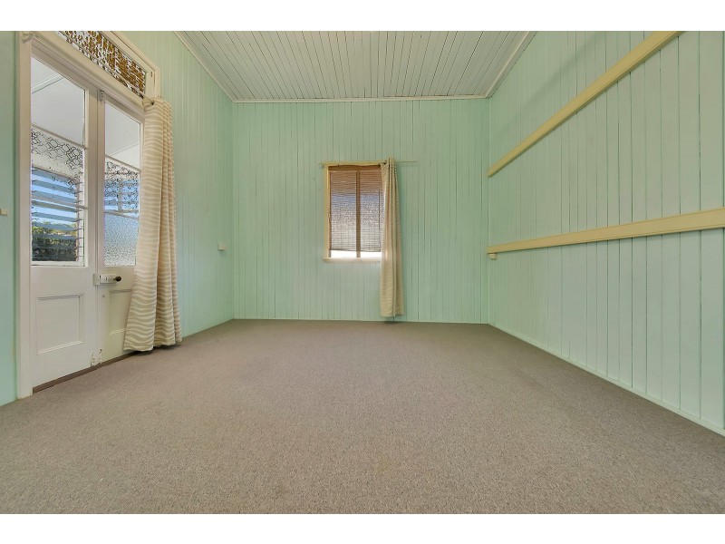 40 James St, Mount Morgan QLD 4714