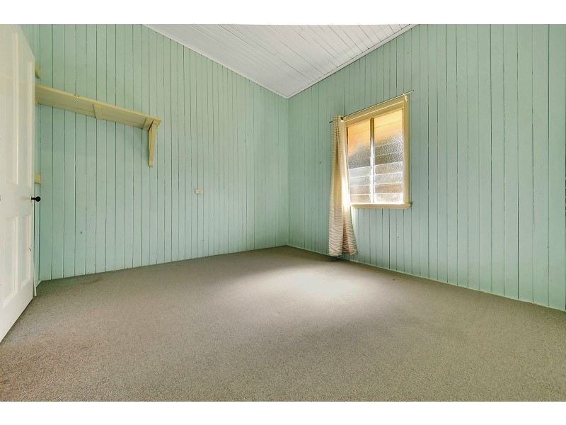 40 James St, Mount Morgan QLD 4714