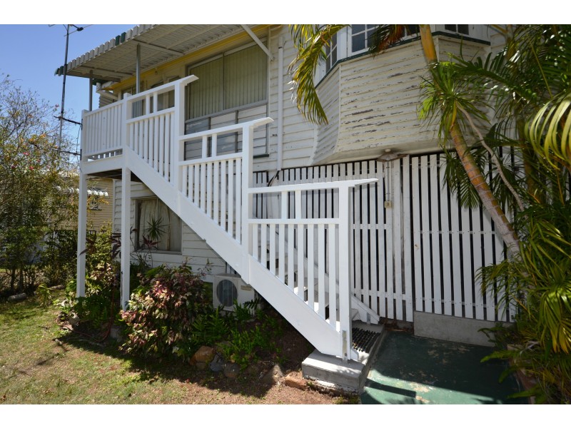 196 North St, West Rockhampton QLD 4700
