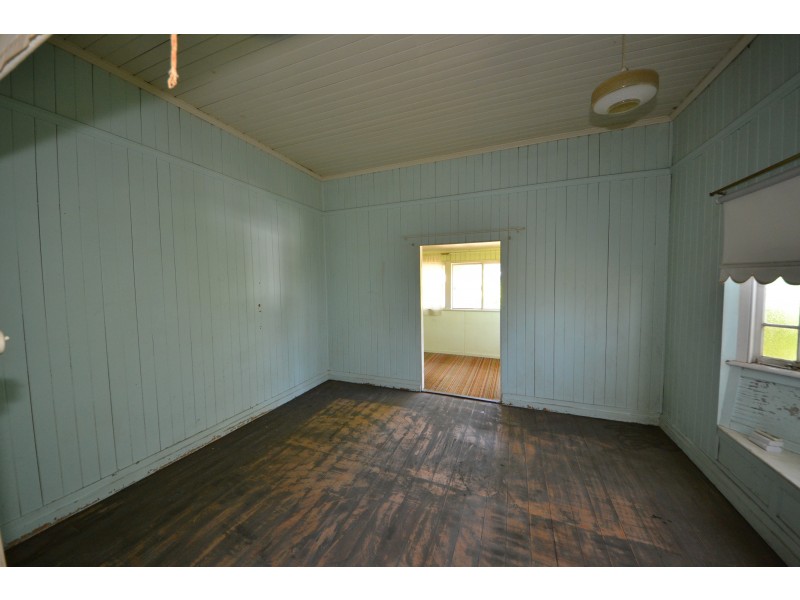 196 North St, West Rockhampton QLD 4700