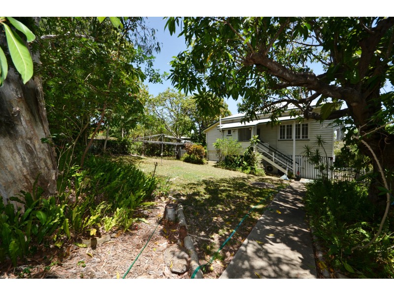 196 North St, West Rockhampton QLD 4700