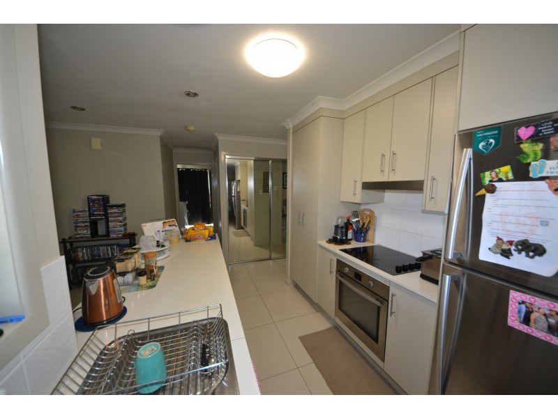 6 Maree Cres, Gracemere QLD 4702
