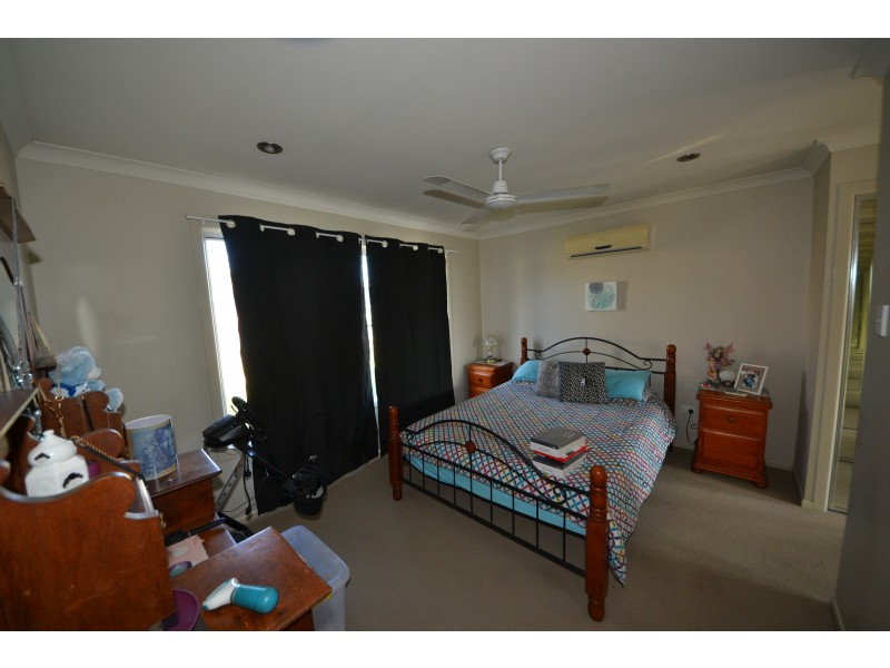 6 Maree Cres, Gracemere QLD 4702