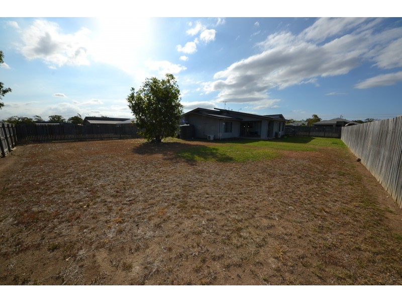 6 Maree Cres, Gracemere QLD 4702