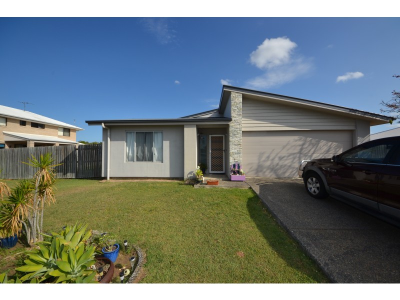 6 Maree Cres, Gracemere QLD 4702