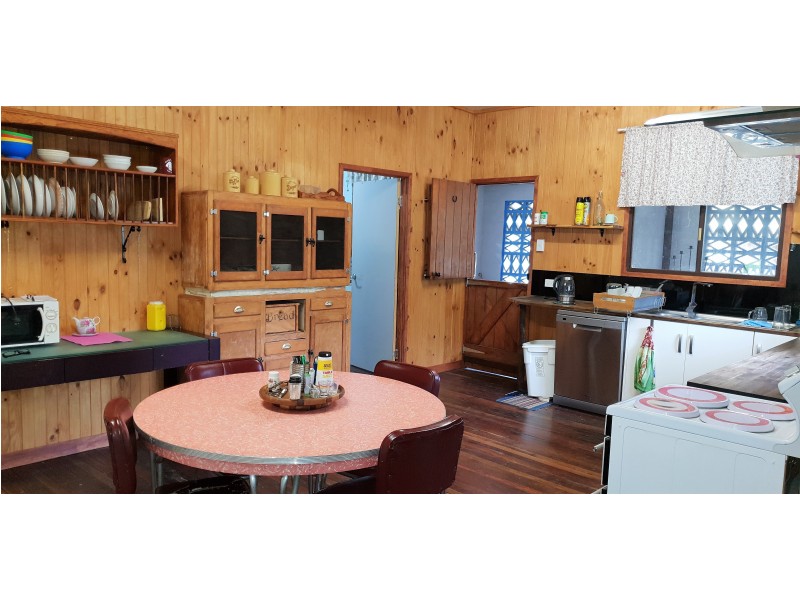 22 Horse Creek Lane, Mount Morgan QLD 4714