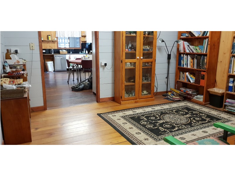 22 Horse Creek Lane, Mount Morgan QLD 4714