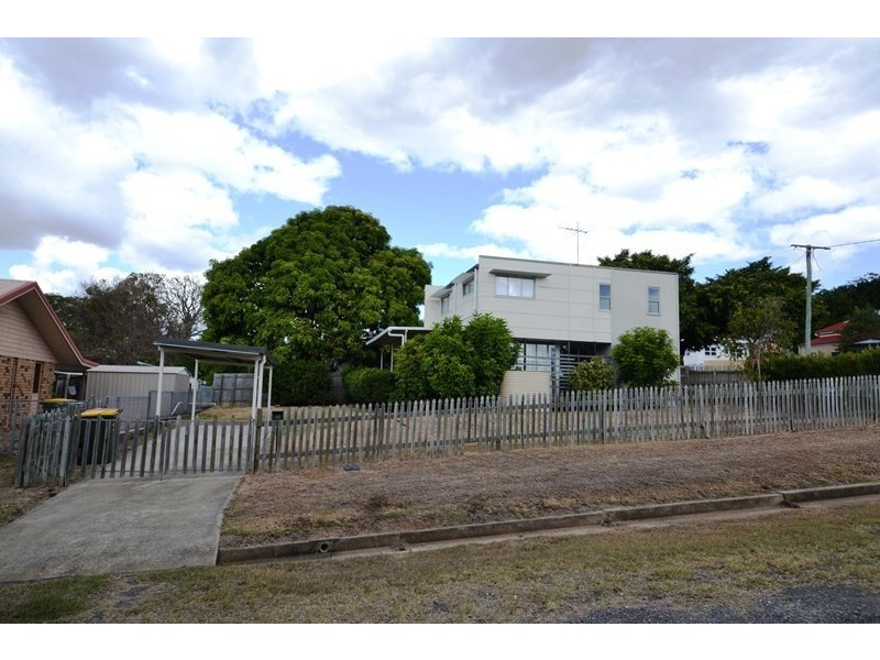 56 Morgan St, Mount Morgan QLD 4714
