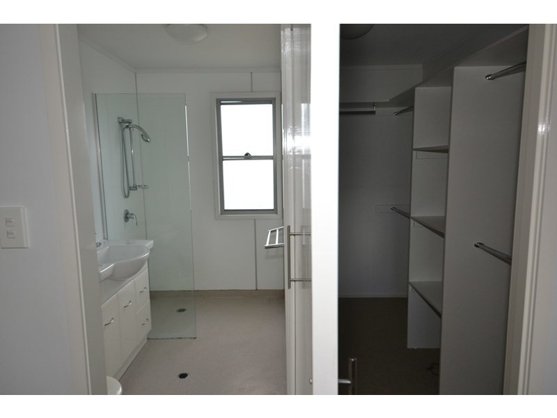 56 Morgan St, Mount Morgan QLD 4714