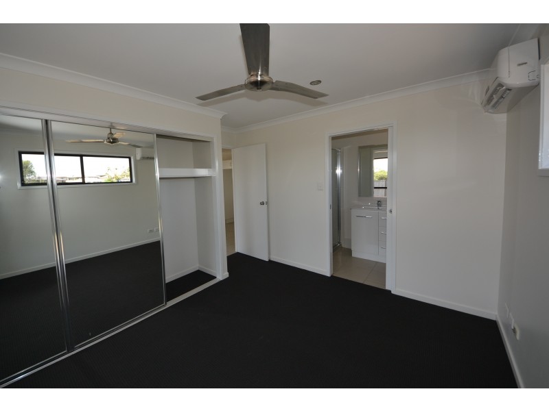 24 Viney St, Gracemere QLD 4702